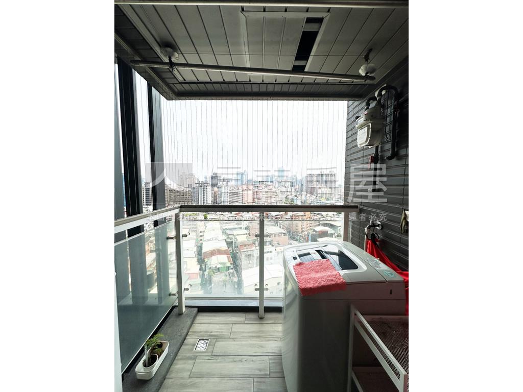 鋼骨電梯愜意質感美屋房屋室內格局與周邊環境