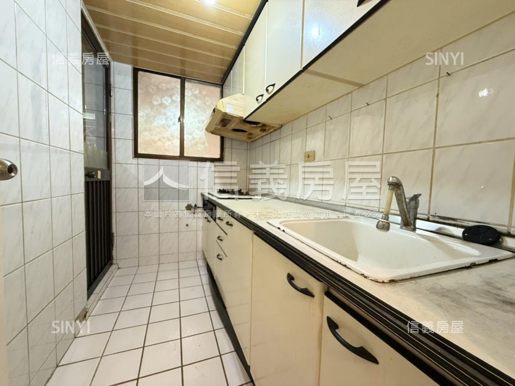 景安摩登後棟兩房房屋室內格局與周邊環境