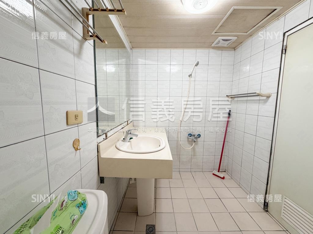 太億金座！大１房平車位房屋室內格局與周邊環境