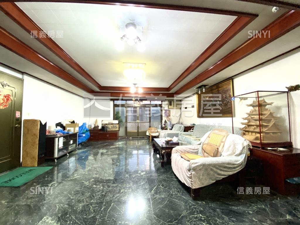 吉田芳鄰大器三房房屋室內格局與周邊環境