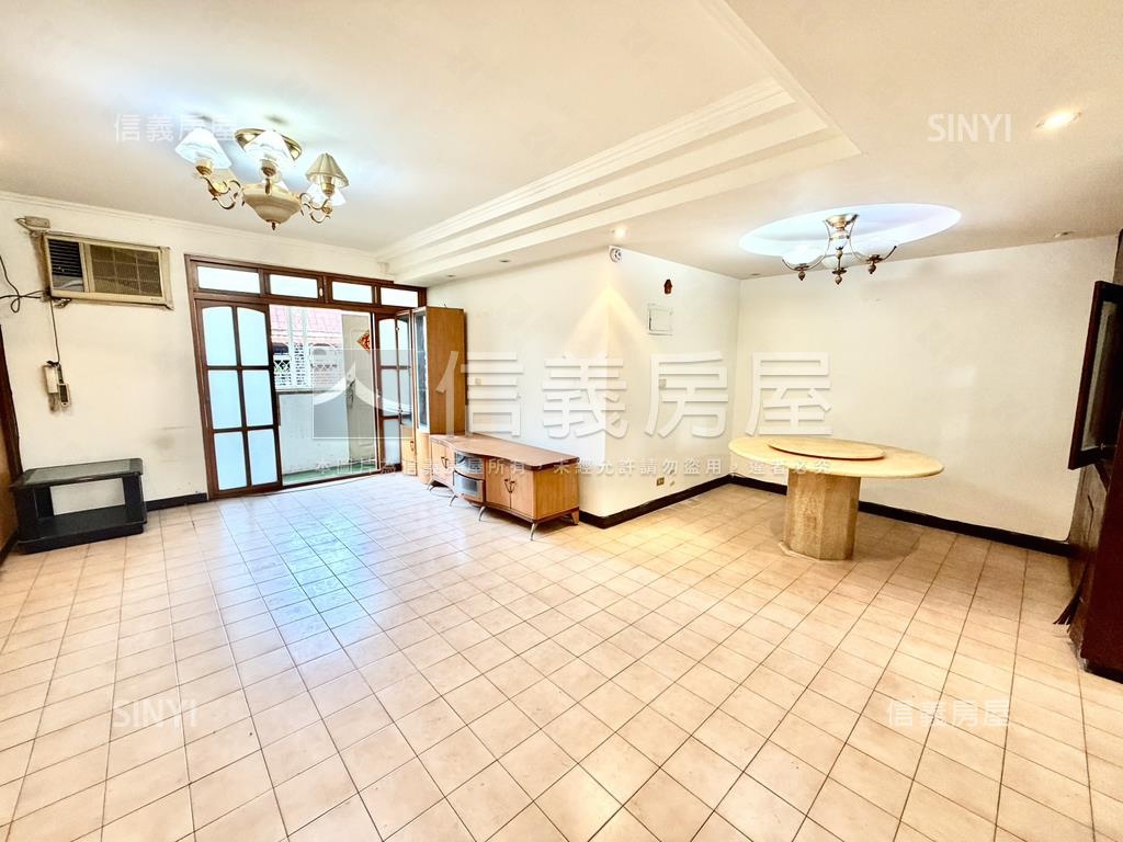 富貴綠景●獨層戶４房美寓房屋室內格局與周邊環境