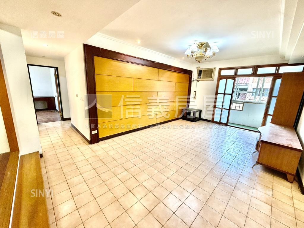 富貴綠景●獨層戶４房美寓房屋室內格局與周邊環境