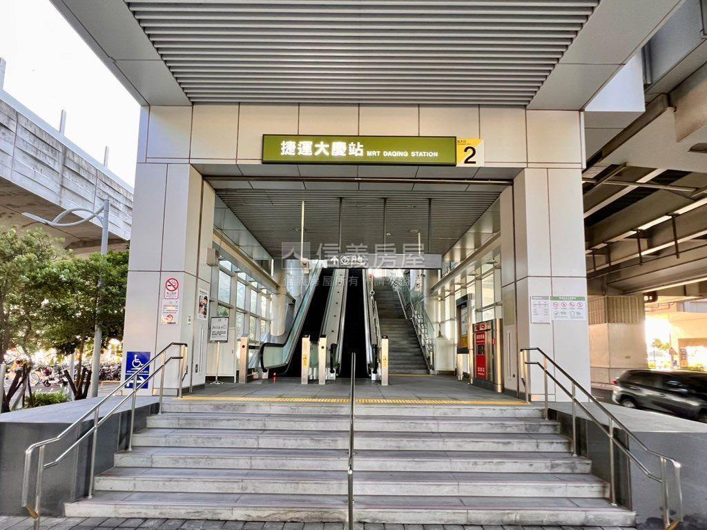 專任大地坪南區臨路角店房屋室內格局與周邊環境
