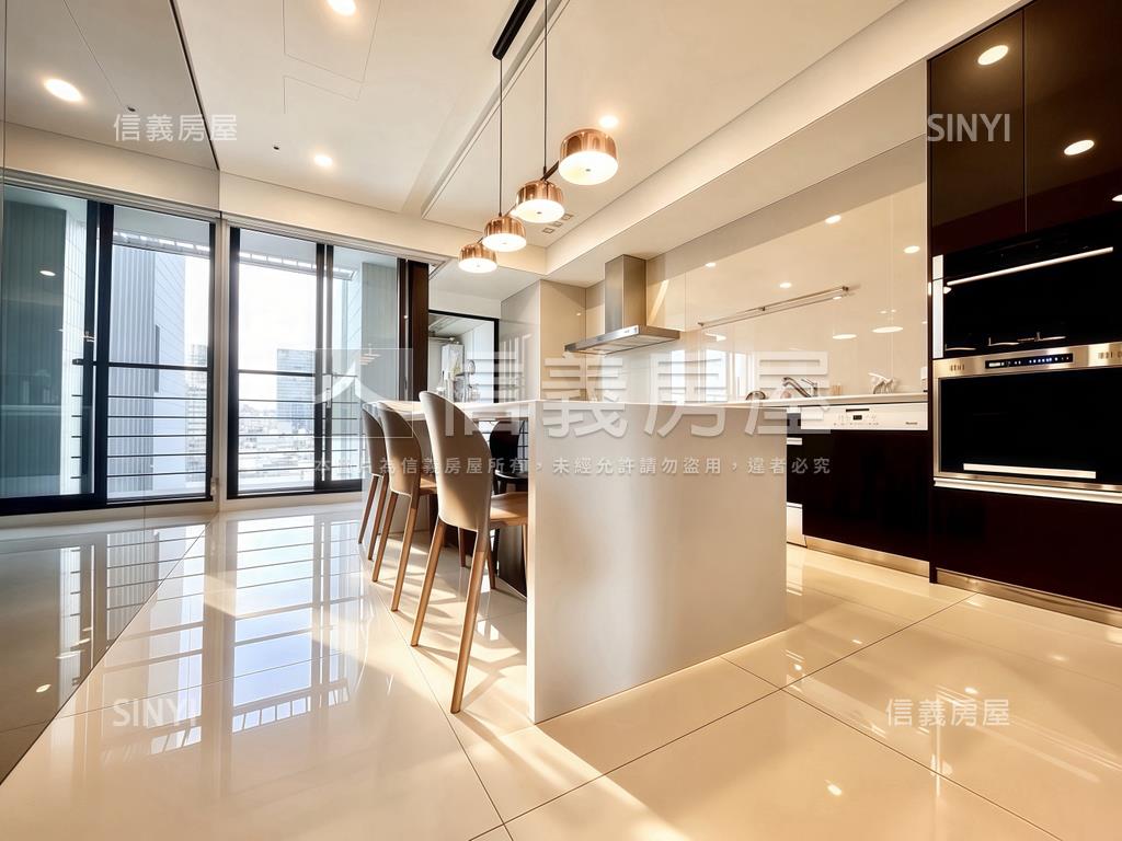 專任－寶璽高第朝南大戶房屋室內格局與周邊環境