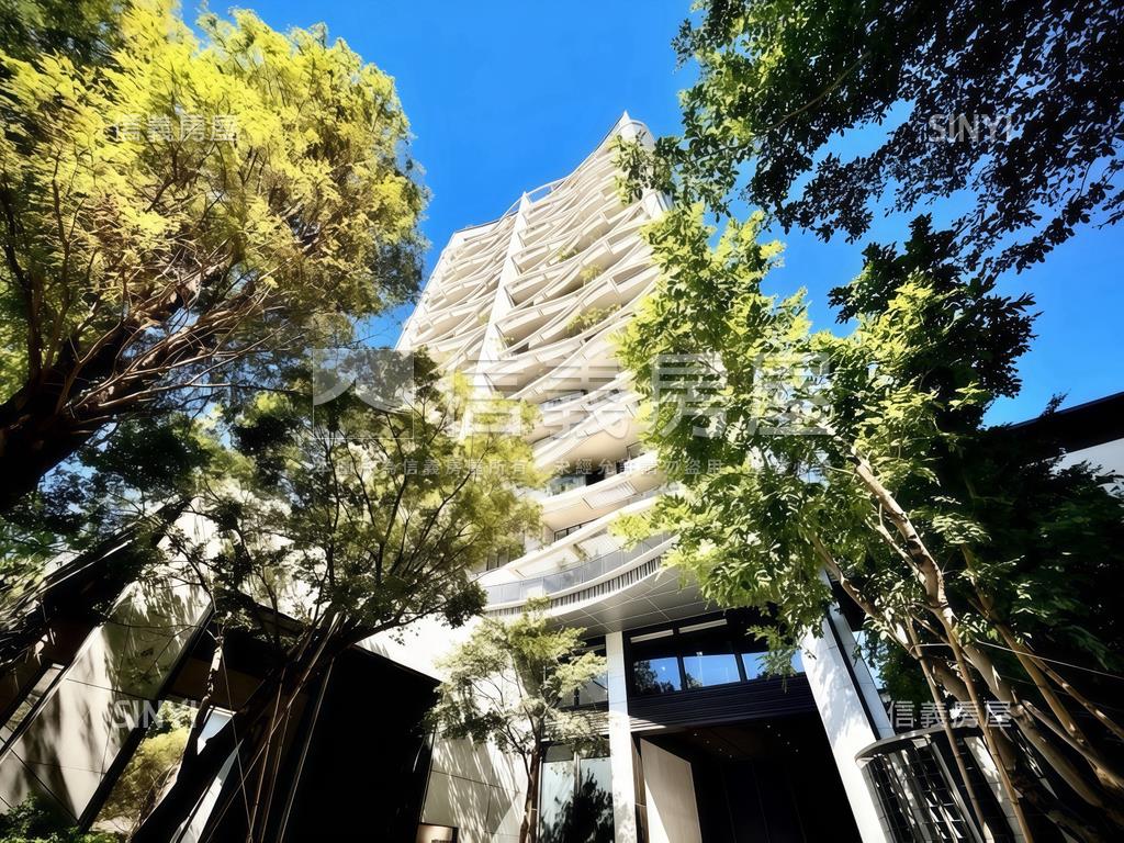 專任－寶璽高第朝南大戶房屋室內格局與周邊環境