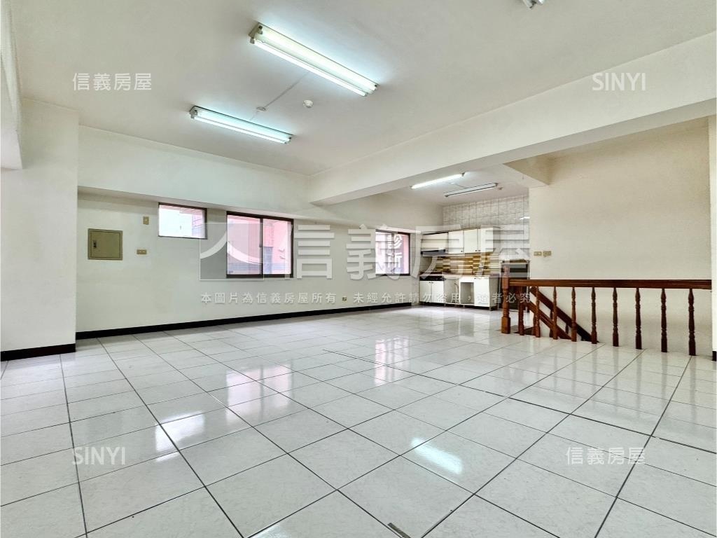 店長推薦傳家左營金△房屋室內格局與周邊環境
