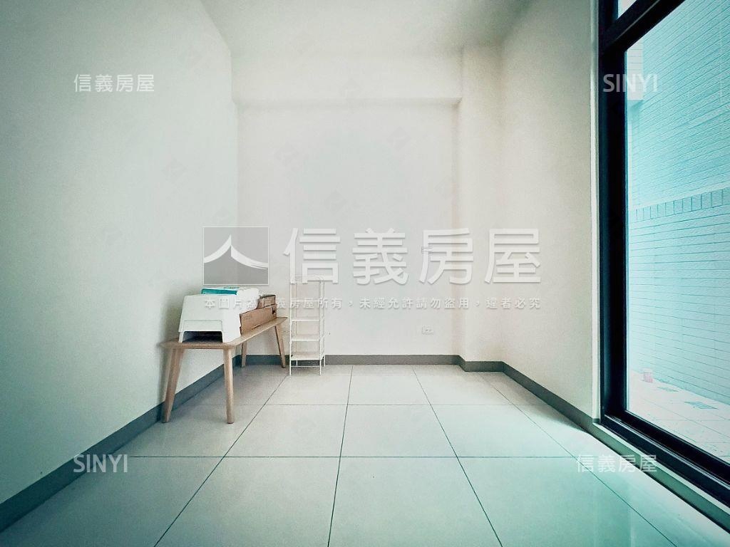 南科｜駅前面寬質感透天房屋室內格局與周邊環境