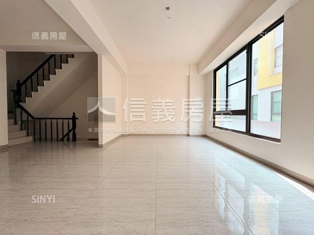 南科｜駅前面寬質感透天房屋室內格局與周邊環境