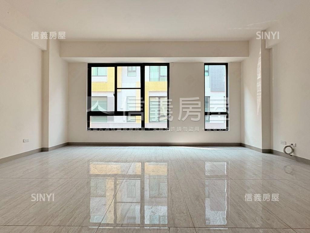 南科｜駅前面寬質感透天房屋室內格局與周邊環境