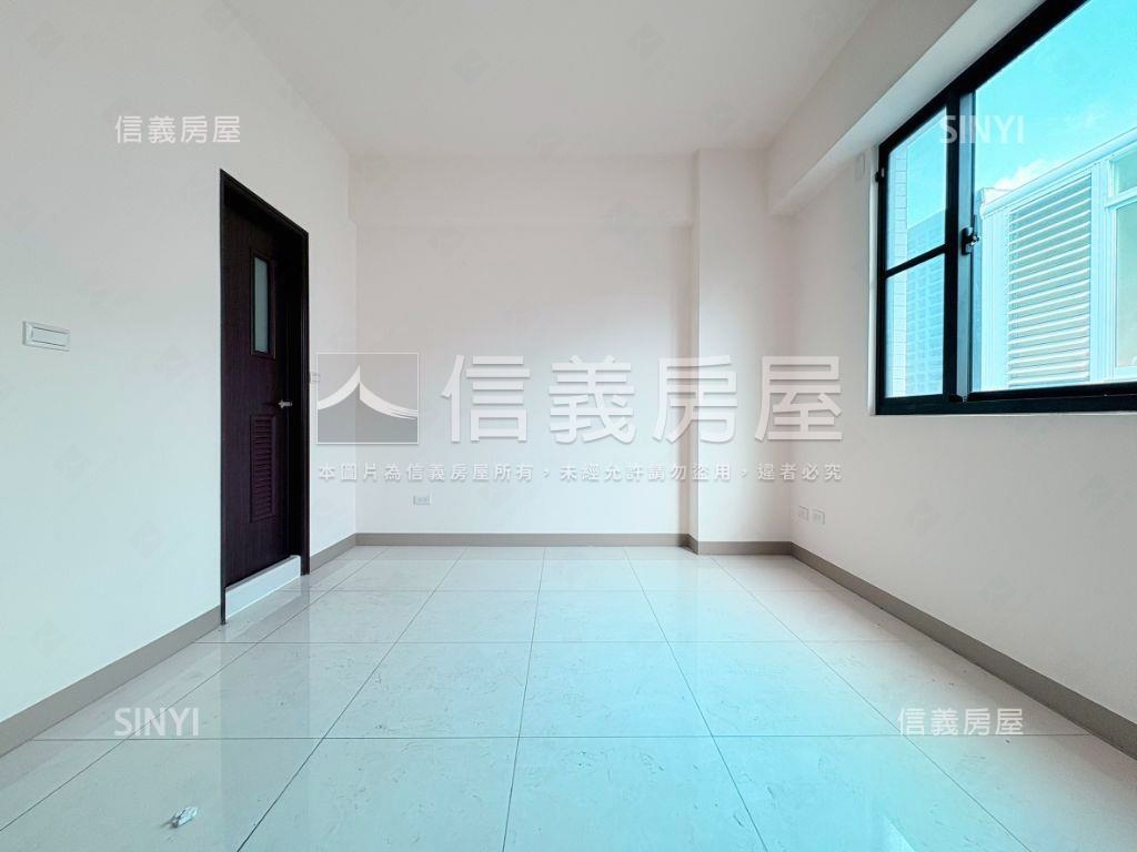 南科｜駅前面寬質感透天房屋室內格局與周邊環境