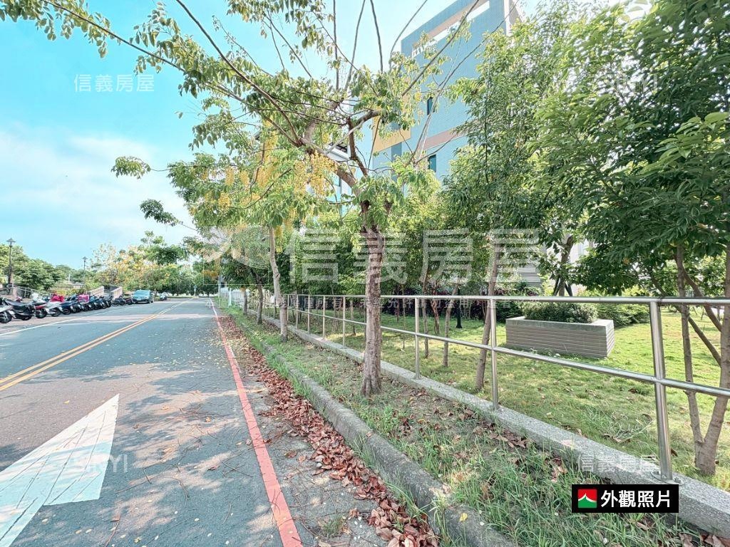 南科｜駅前面寬質感透天房屋室內格局與周邊環境