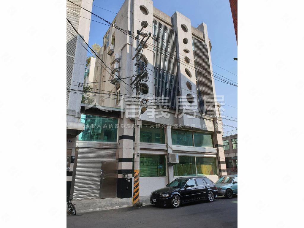 青年高中旁邊間透套房屋室內格局與周邊環境