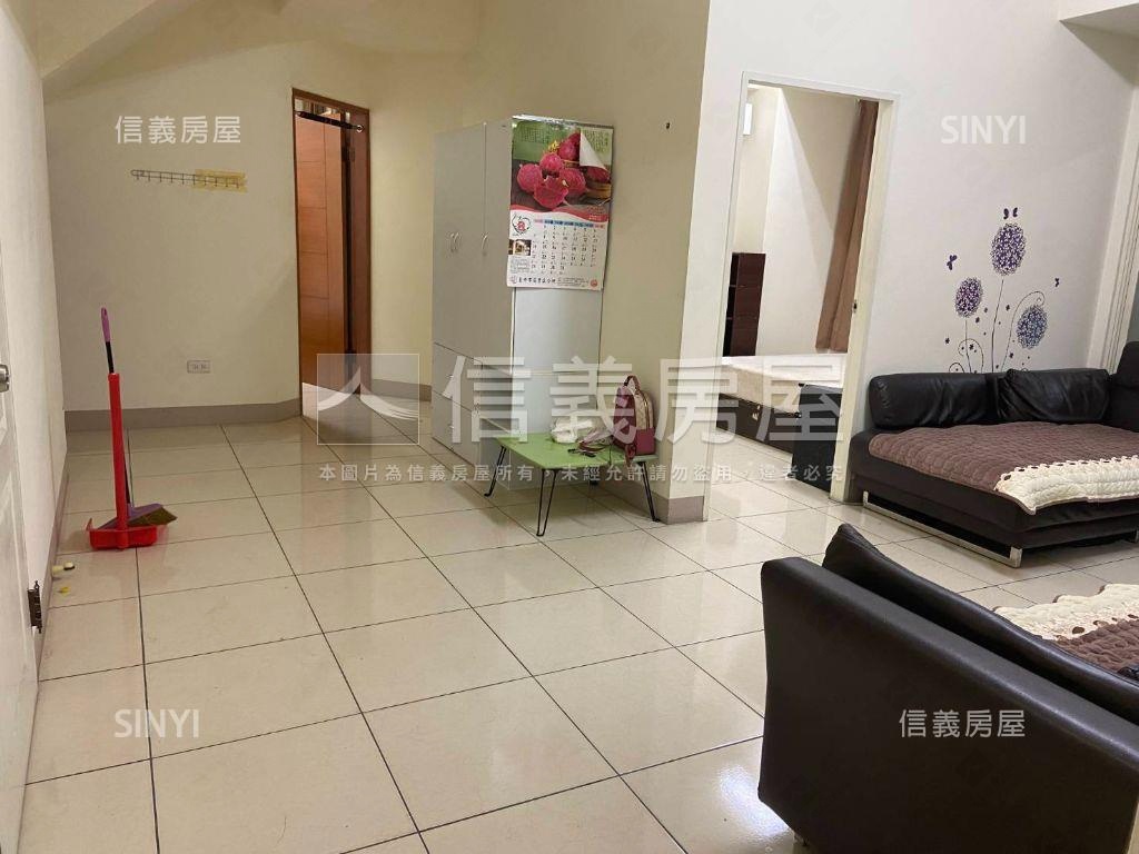 青年高中旁邊間透套房屋室內格局與周邊環境