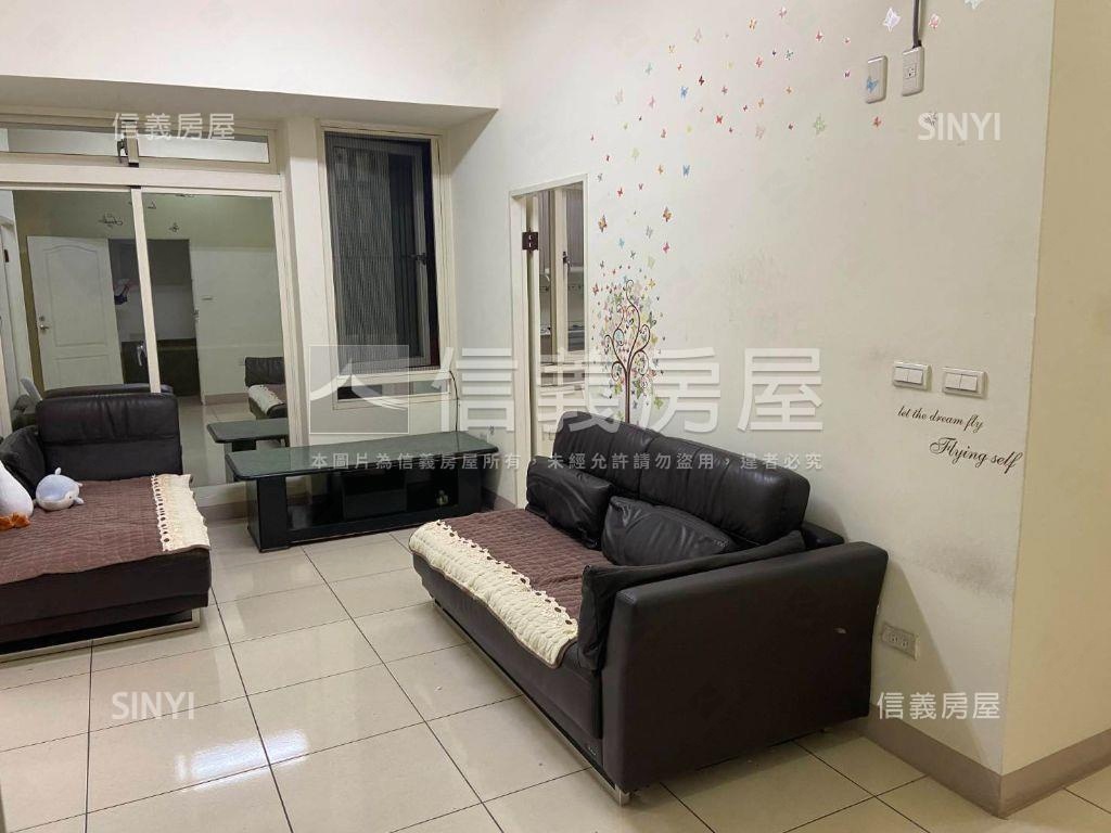 青年高中旁邊間透套房屋室內格局與周邊環境