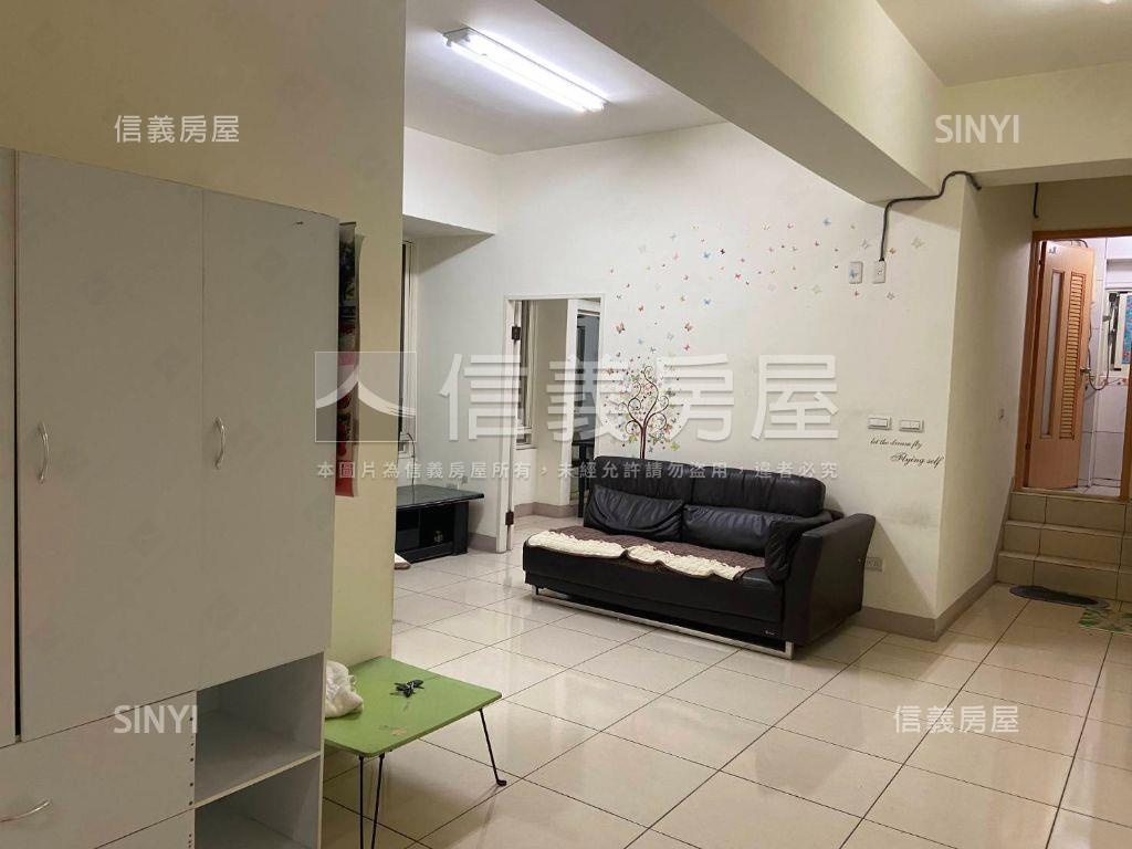 青年高中旁邊間透套房屋室內格局與周邊環境