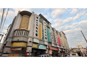 青年高中旁邊間透套