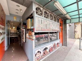 竹北博愛街人潮金店王