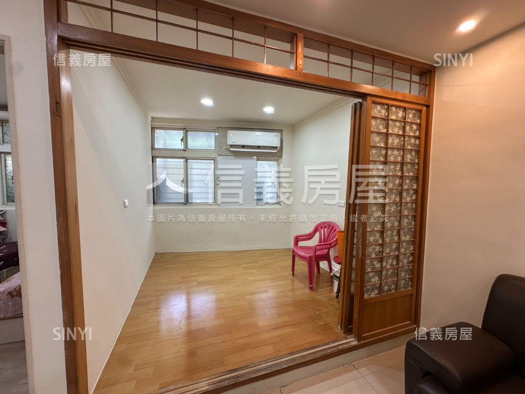 精華商圈黃金三樓美宅房屋室內格局與周邊環境