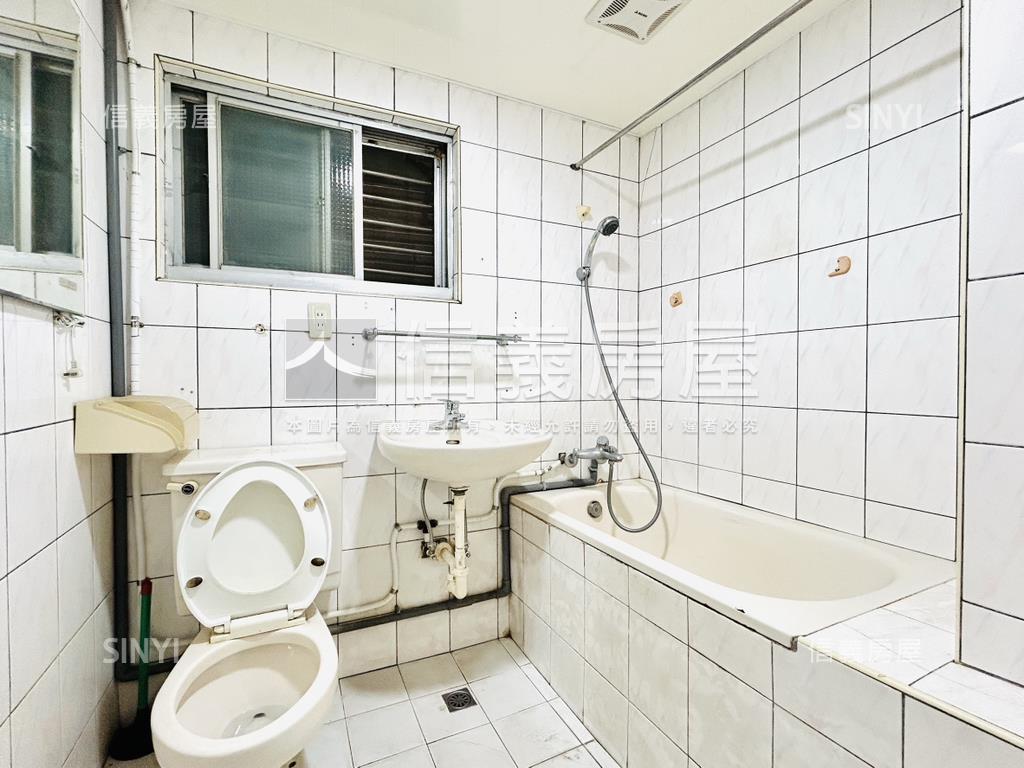 近大橋頭捷運電梯大空間房屋室內格局與周邊環境