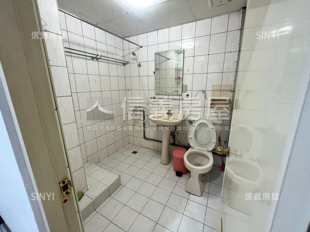 近大橋頭捷運電梯大空間房屋室內格局與周邊環境