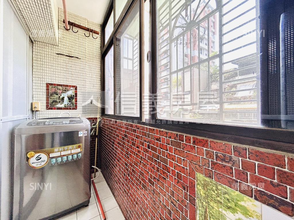 近大橋頭捷運電梯大空間房屋室內格局與周邊環境