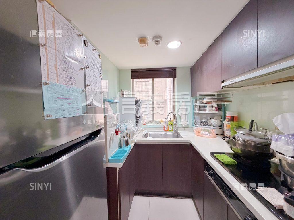 文普。２＋２美宅帶車位房屋室內格局與周邊環境