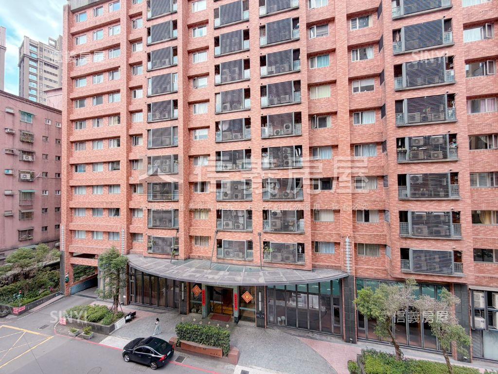 文普。２＋２美宅帶車位房屋室內格局與周邊環境