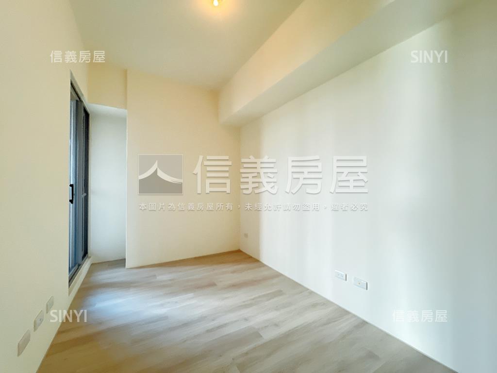 時代海德三房雙平車房屋室內格局與周邊環境