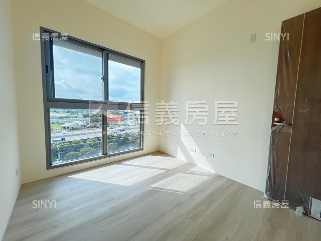 時代海德三房雙平車房屋室內格局與周邊環境