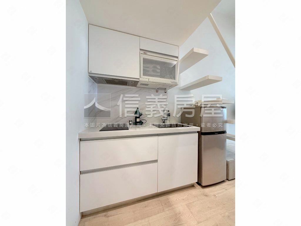 民生東精美裝潢電梯套房房屋室內格局與周邊環境