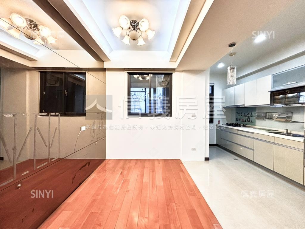 新東方高鐵精華高樓四房房屋室內格局與周邊環境