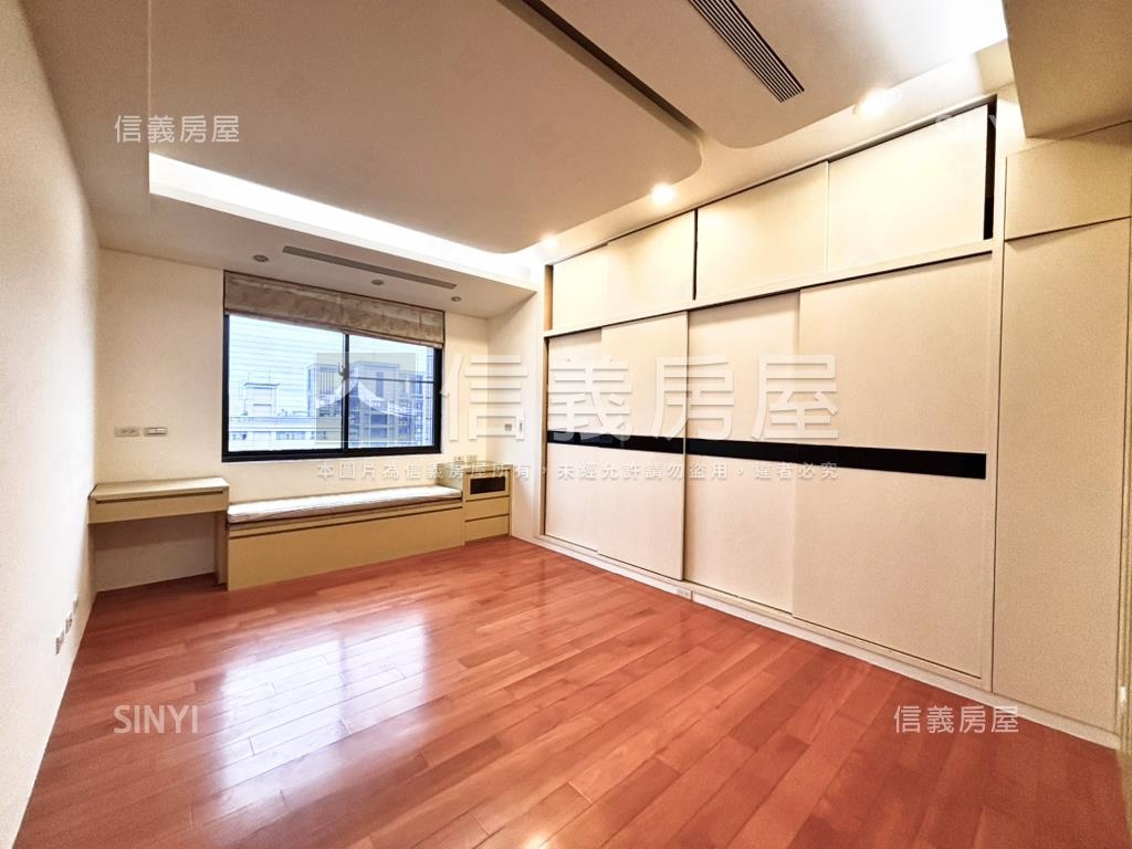 新東方高鐵精華高樓四房房屋室內格局與周邊環境