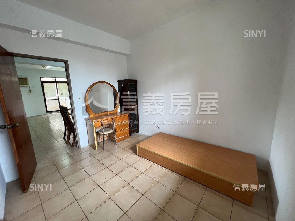 近東海台開三房房屋室內格局與周邊環境