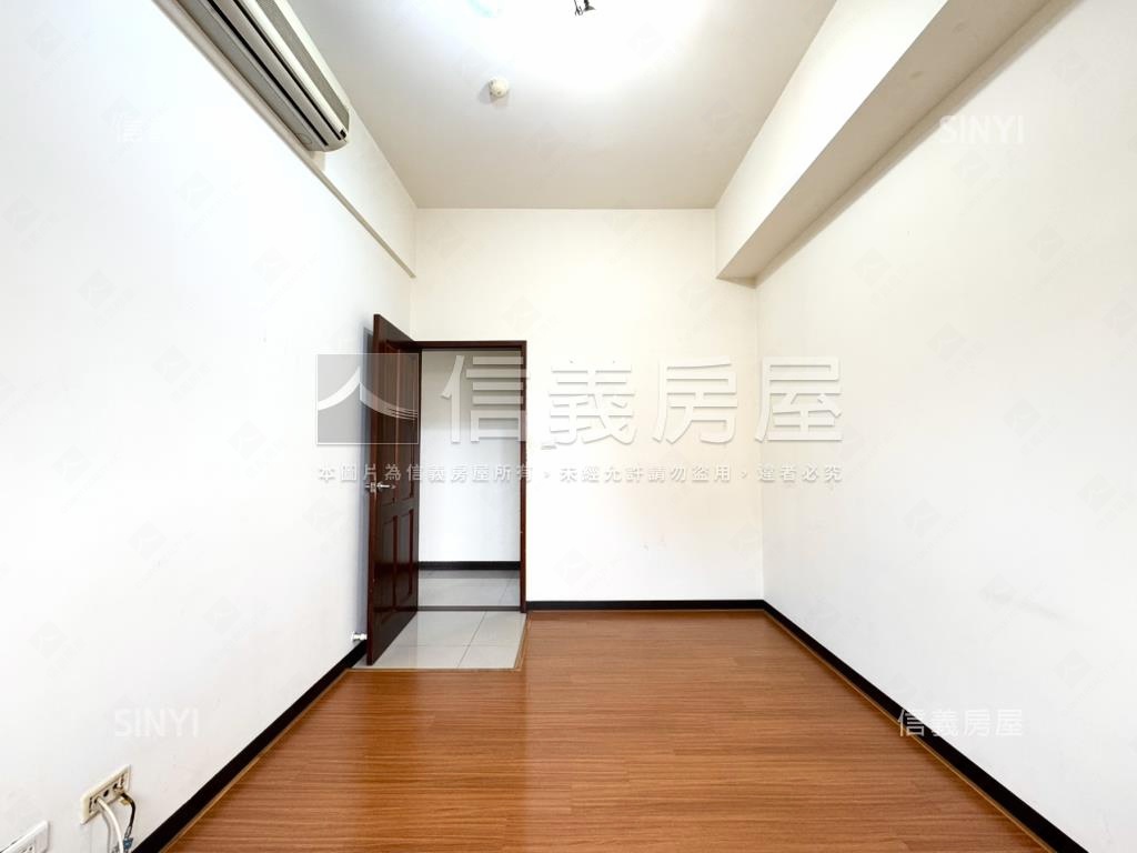 長榮之地，耀世書居４房房屋室內格局與周邊環境
