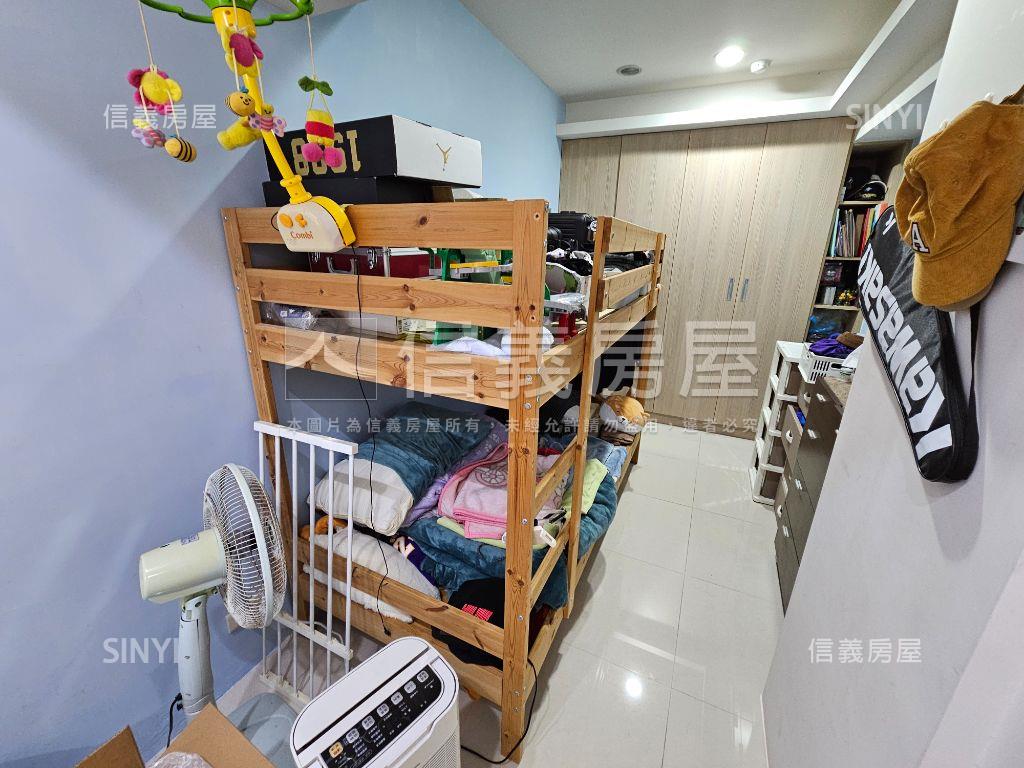 新台五路★輕妝小資２房房屋室內格局與周邊環境
