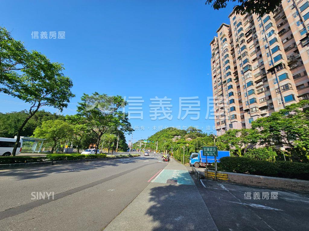 新台五路★輕妝小資２房房屋室內格局與周邊環境