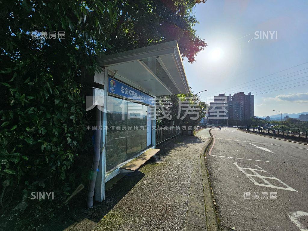 新台五路★輕妝小資２房房屋室內格局與周邊環境