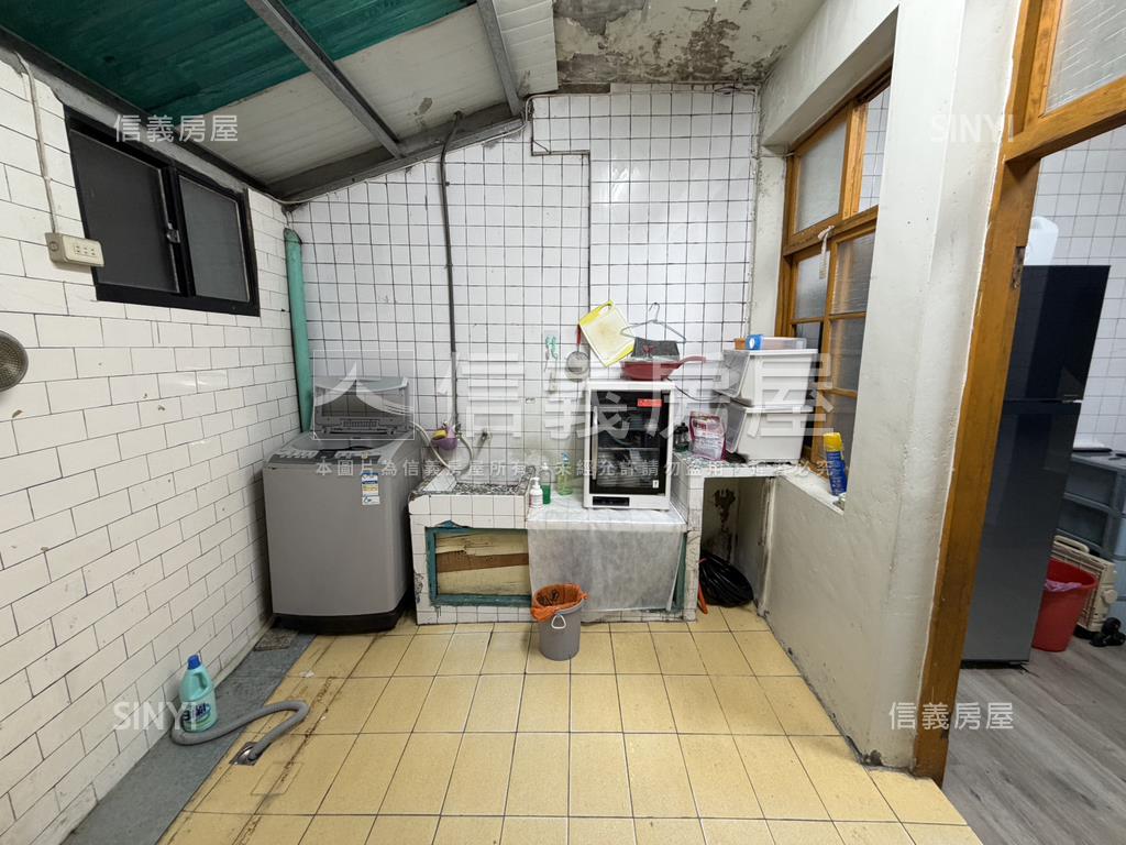 民生低總價透天房屋室內格局與周邊環境