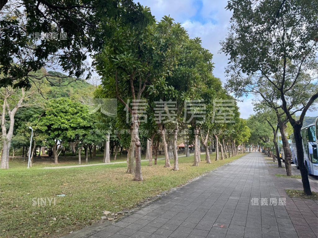 近東吳大學透天土地珠寶盒房屋室內格局與周邊環境