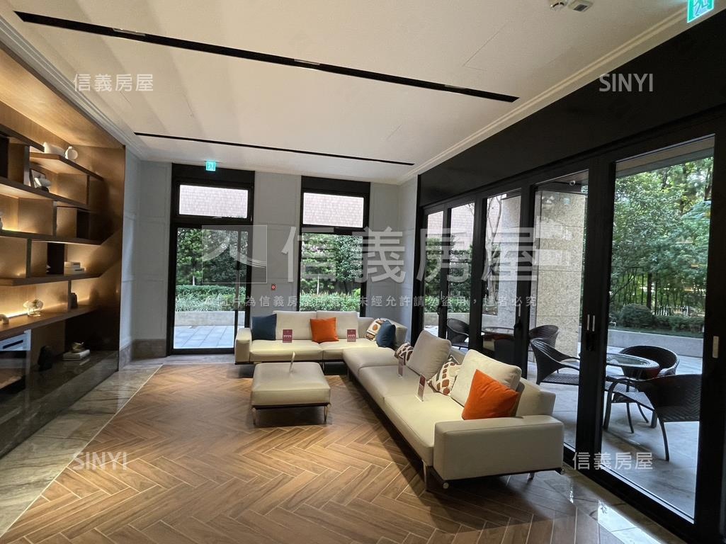 新成屋！昇陽麗鉑樹景２房房屋室內格局與周邊環境