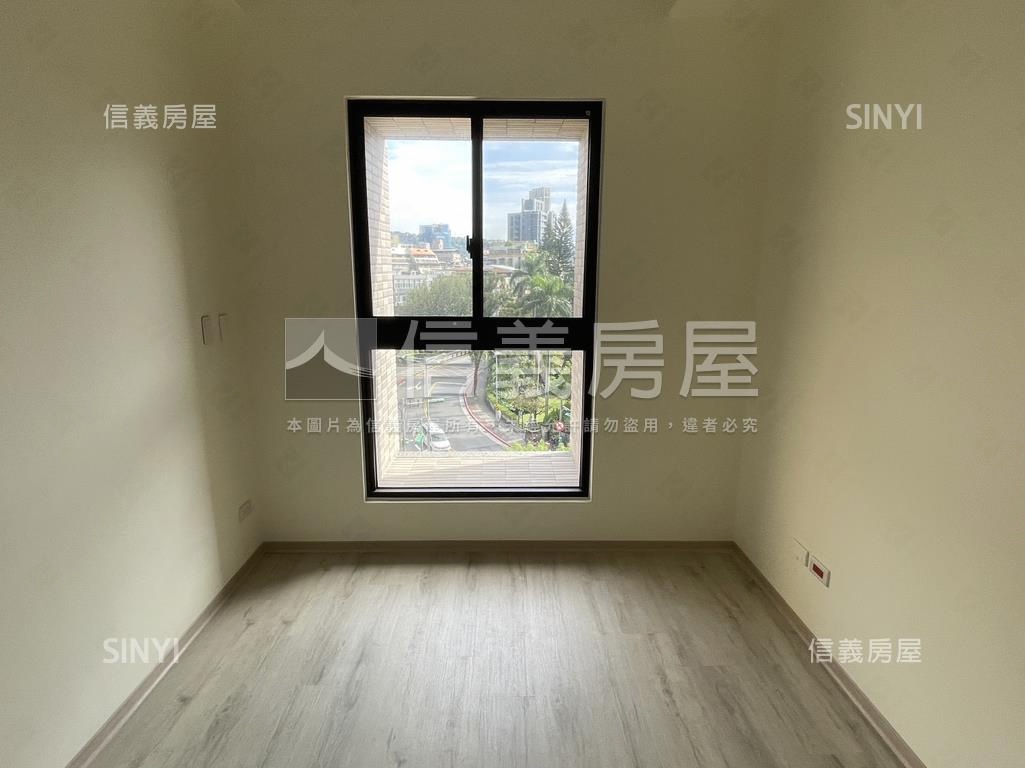 新成屋！昇陽麗鉑樹景２房房屋室內格局與周邊環境