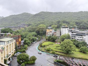 湯泉四季苑