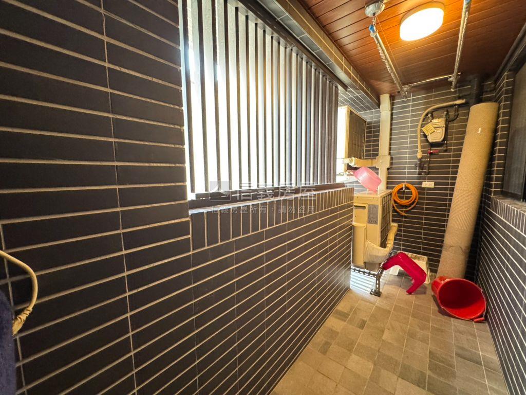 【璽園】稀有經典三房房屋室內格局與周邊環境