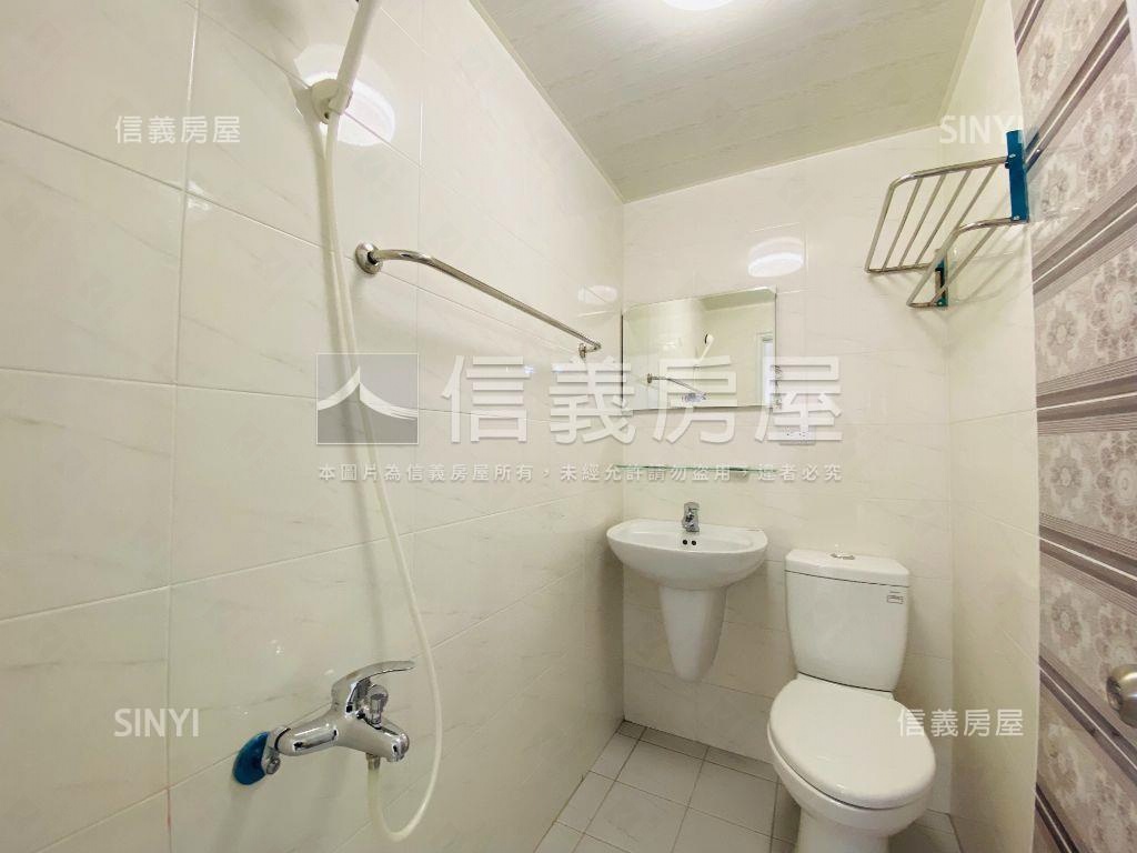 近巨蛋旁溫馨美三房房屋室內格局與周邊環境