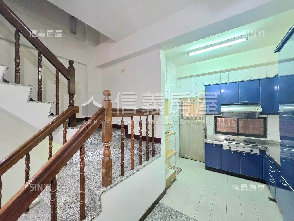 店長推薦近爽文國中美別墅房屋室內格局與周邊環境