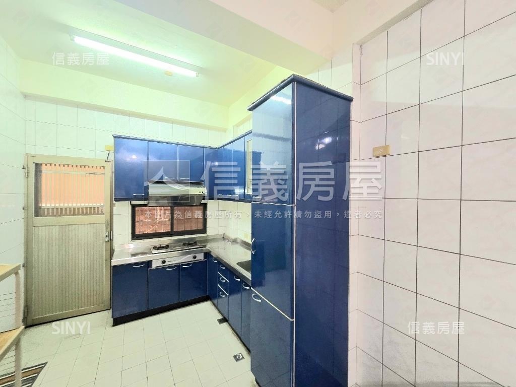 店長推薦近爽文國中美別墅房屋室內格局與周邊環境