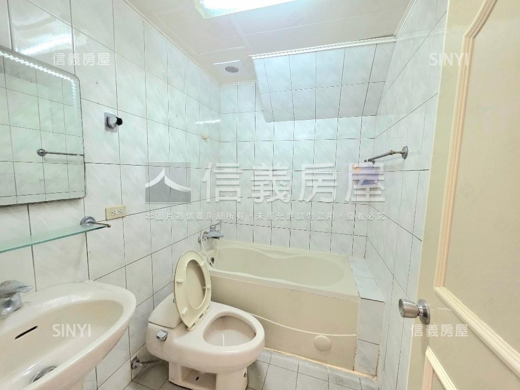 店長推薦近爽文國中美別墅房屋室內格局與周邊環境