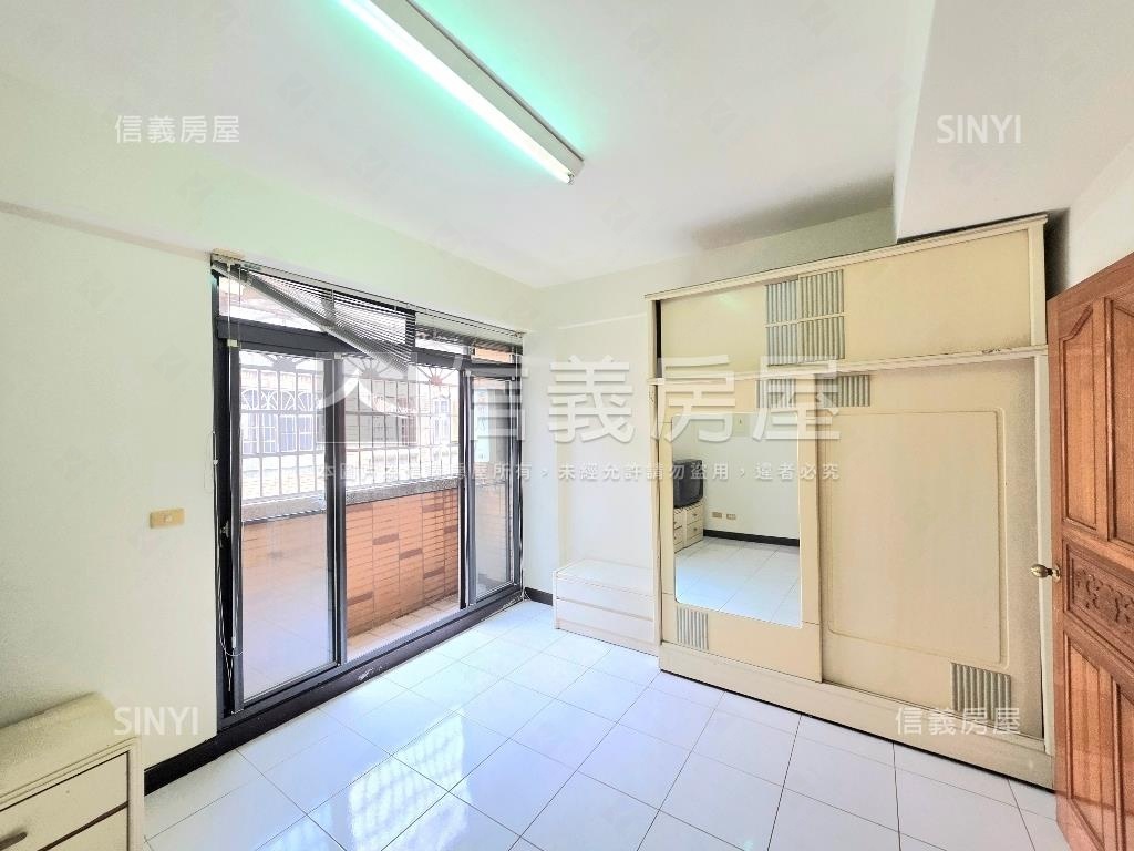 店長推薦近爽文國中美別墅房屋室內格局與周邊環境
