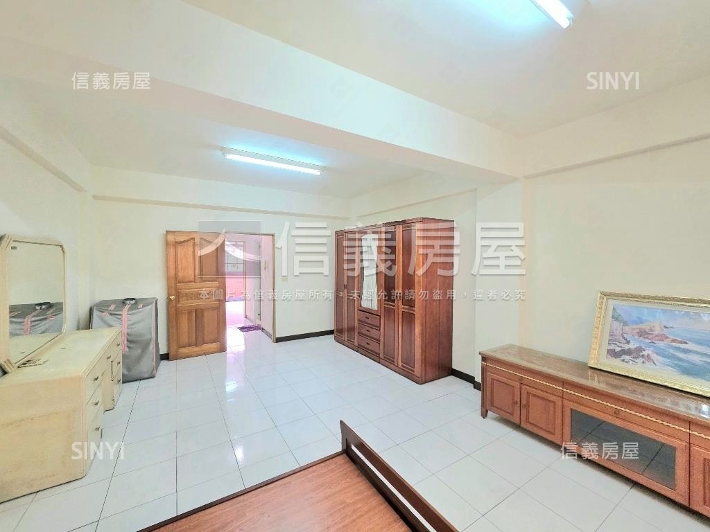 店長推薦近爽文國中美別墅房屋室內格局與周邊環境