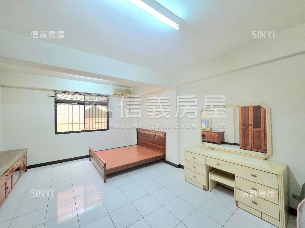 店長推薦近爽文國中美別墅房屋室內格局與周邊環境